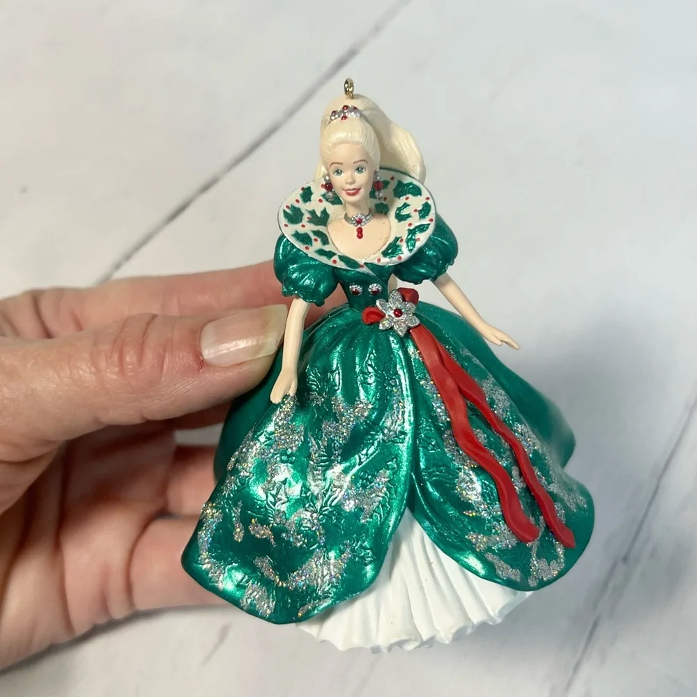 Vintage 1995 Hallmark Holiday Barbie Keepsake Ornament 3rd in Series Green Dress